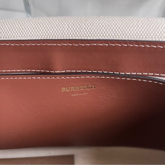 🔴SOLD🔴 BURBERRY-Canvas Horseferry Print Note Crossbody Bag Natural Tan - Picture 12 of 15